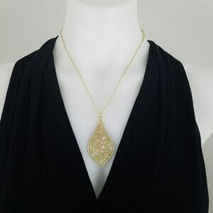 18K Gold Plated Teardrop Glitter Pendant Necklace